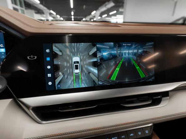 Geely Monjaro I с пробегом 2023 года, цена 3 370 000 рублей, 46278 км, внедорожник, Автокод Объявления