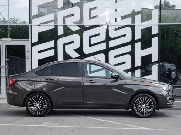 Lada (ВАЗ) Vesta I с пробегом 2019 года, цена 1 099 000 рублей, 61024 км, седан, Автокод Объявления