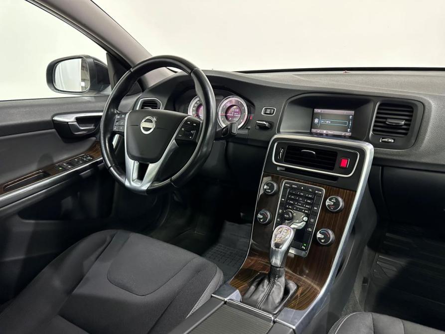 Volvo S60 II Курск  - изображение 12