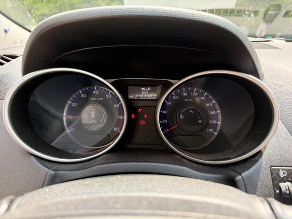 Hyundai ix35 I Рестайлинг с пробегом 2014 года, цена 1 129 000 рублей, 279398 км, внедорожник, Автокод Объявления
