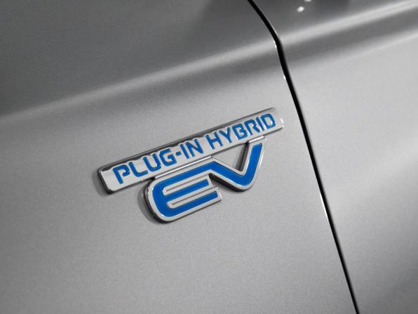 Mitsubishi Outlander III Рестайлинг 2 с пробегом 2017 года, цена 2 270 000 рублей, 175139 км, внедорожник, Автокод Объявления