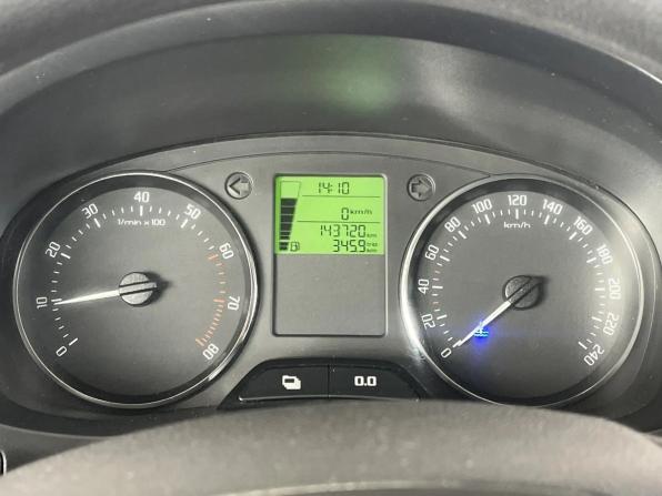 Skoda Fabia II Рестайлинг с пробегом 2011 года, цена 380 000 рублей, 143720 км, хэтчбек, Автокод Объявления