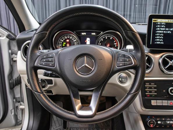 Mercedes-Benz GLA I (X156) Рестайлинг с пробегом 2018 года, цена 2 449 000 рублей, 54698 км, внедорожник, Автокод Объявления