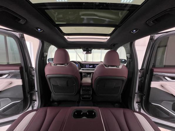 Geely Monjaro I с пробегом 2024 года, цена 3 490 000 рублей, 74047 км, внедорожник, Автокод Объявления