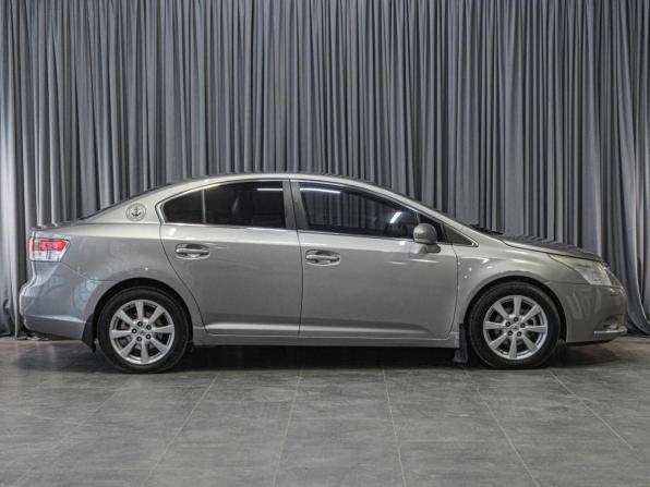 Toyota Avensis III с пробегом 2009 года, цена 1 159 000 рублей, 273707 км, седан, Автокод Объявления