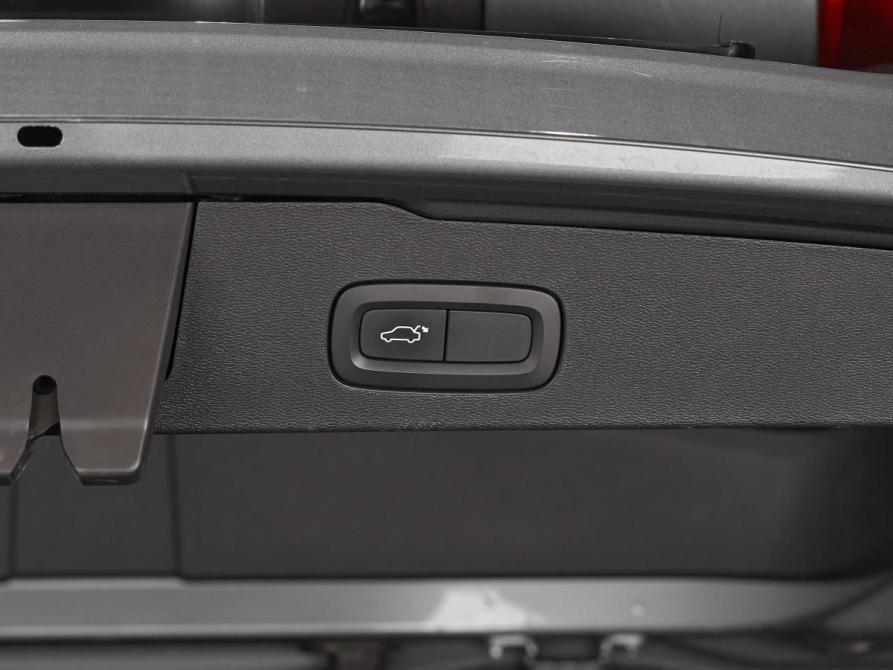 Volvo V60 II Москва  - изображение 19