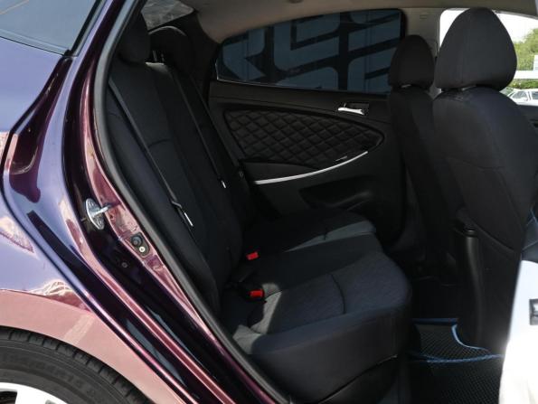 Hyundai Solaris I с пробегом 2011 года, цена 819 000 рублей, 181735 км, седан, Автокод Объявления