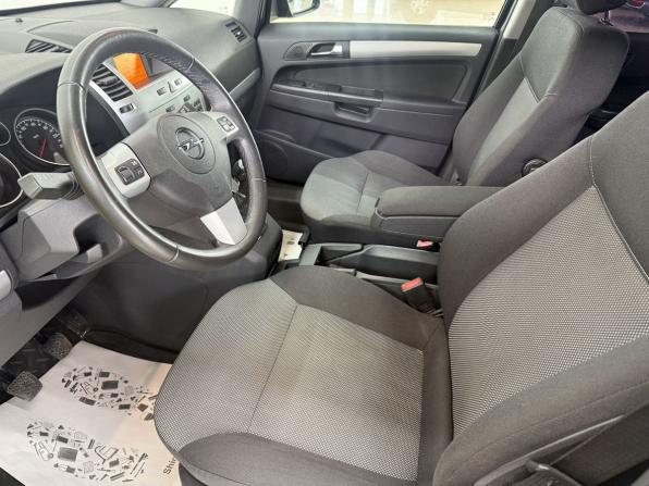 Opel Zafira B Рестайлинг с пробегом 2012 года, цена 735 000 рублей, 220858 км, компактвэн, Автокод Объявления