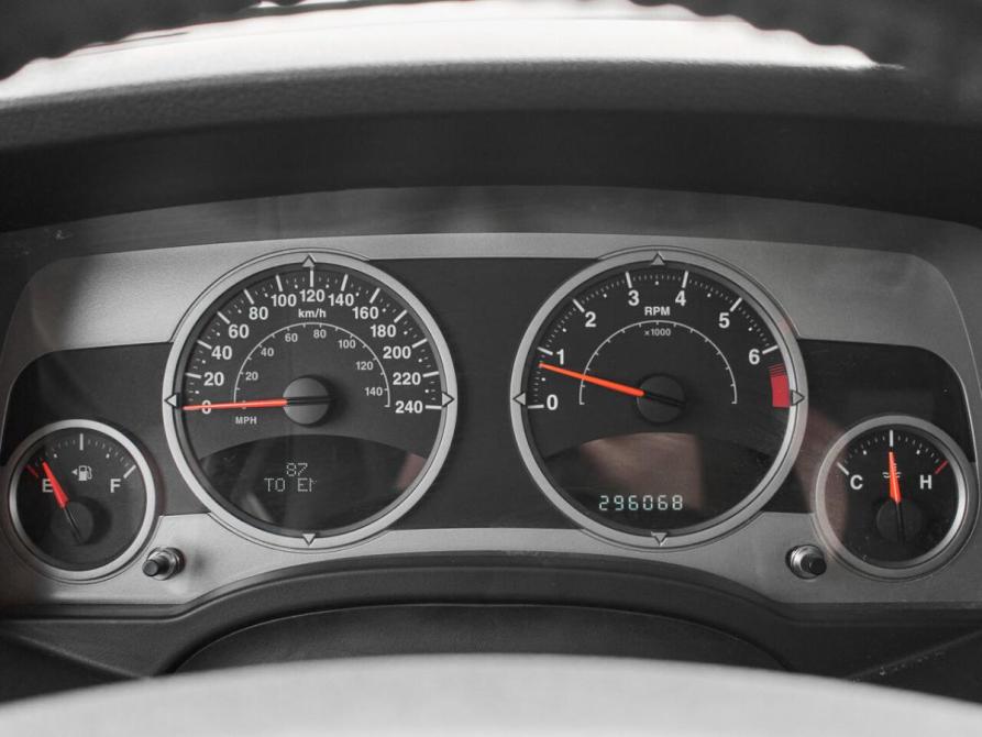 Jeep Liberty (Patriot) Екатеринбург  - изображение 13