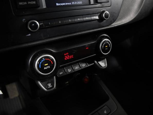 Kia Rio IV Рестайлинг с пробегом 2021 года, цена 1 059 000 рублей, 159492 км, седан, Автокод Объявления