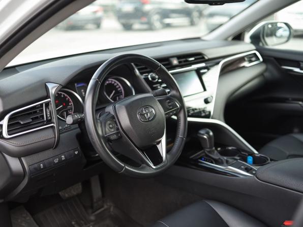 Toyota Camry VIII (XV70) с пробегом 2020 года, цена 3 229 000 рублей, 75246 км, седан, Автокод Объявления