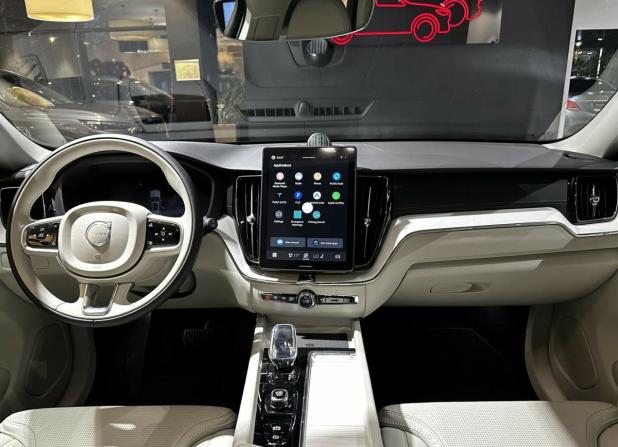 Volvo XC60 II Рестайлинг 2 с пробегом 2026 года, цена 7 800 000 рублей, 11 км, внедорожник, Автокод Объявления