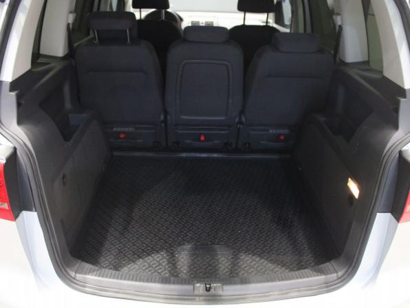 Volkswagen Touran I Рестайлинг 2 с пробегом 2011 года, цена 556 000 рублей, 270000 км, компактвэн, Автокод Объявления