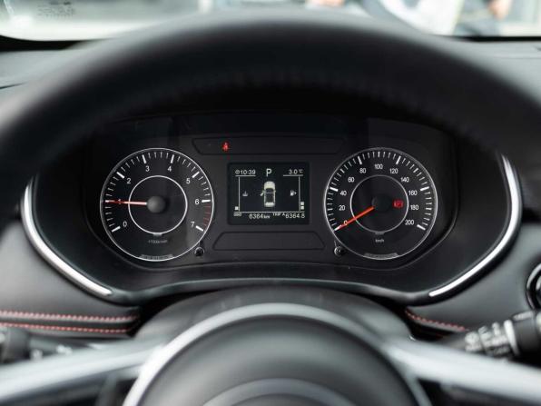 Dongfeng Fengon 500 с пробегом 2024 года, цена 1 485 000 рублей, 6364 км, внедорожник, Автокод Объявления