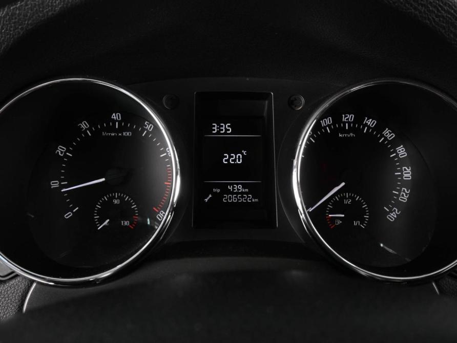 Skoda Yeti I Рестайлинг Ростов-на-Дону  - изображение 15