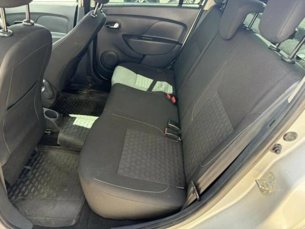 Renault Logan II с пробегом 2016 года, цена 615 940 рублей, 189009 км, седан, Автокод Объявления