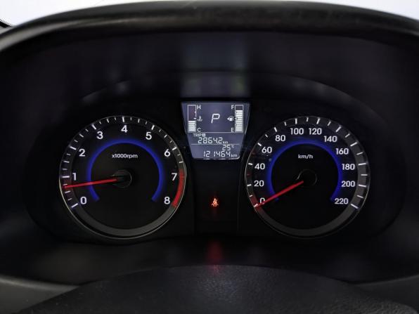 Hyundai Solaris I Рестайлинг с пробегом 2016 года, цена 1 099 000 рублей, 121462 км, седан, Автокод Объявления