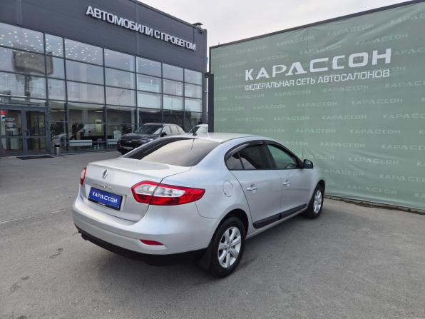 Renault Fluence I Рестайлинг с пробегом 2013 года, цена 695 000 рублей, 178170 км, седан, Автокод Объявления