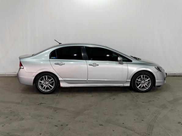 Honda Civic VIII Рестайлинг с пробегом 2009 года, цена 678 000 рублей, 172503 км, седан, Автокод Объявления