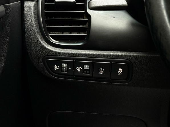 Kia Rio IV с пробегом 2019 года, цена 899 000 рублей, 215970 км, седан, Автокод Объявления