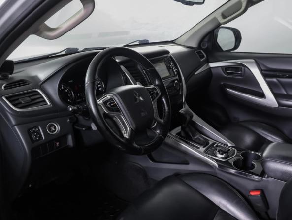 Mitsubishi Pajero Sport III с пробегом 2016 года, цена 2 690 000 рублей, 174000 км, внедорожник, Автокод Объявления
