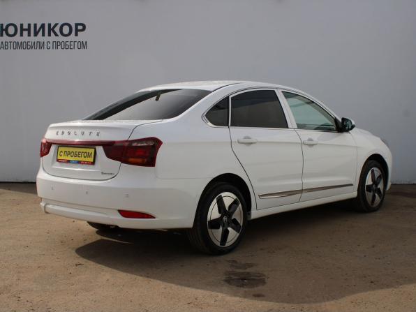 Evolute i-PRO с пробегом 2024 года, цена 1 659 000 рублей, 32882 км, седан, Автокод Объявления