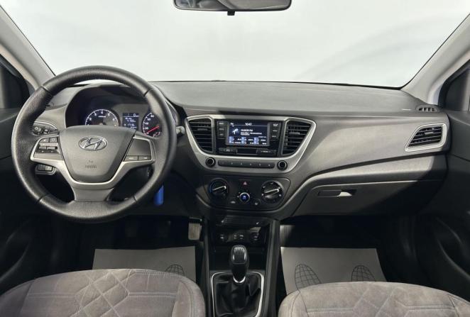 Hyundai Solaris I Рестайлинг с пробегом 2017 года, цена 1 175 000 рублей, 159907 км, седан, Автокод Объявления