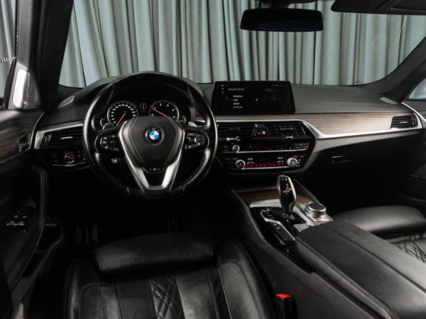 BMW 5 серии VII (G30/G31/G38) с пробегом 2017 года, цена 2 849 000 рублей, 198793 км, седан, Автокод Объявления