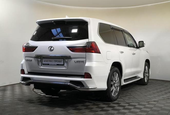 Lexus LX III Рестайлинг 2 с пробегом 2016 года, цена 7 300 000 рублей, 226387 км, внедорожник, Автокод Объявления