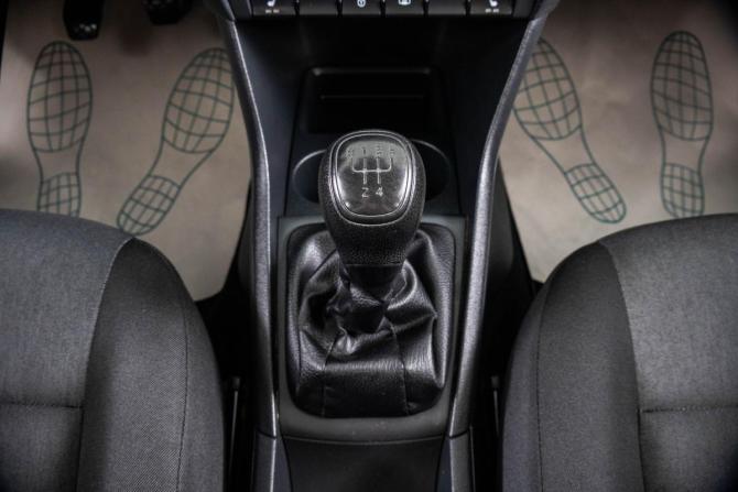 Skoda Rapid I с пробегом 2014 года, цена 949 000 рублей, 118000 км, лифтбек, Автокод Объявления