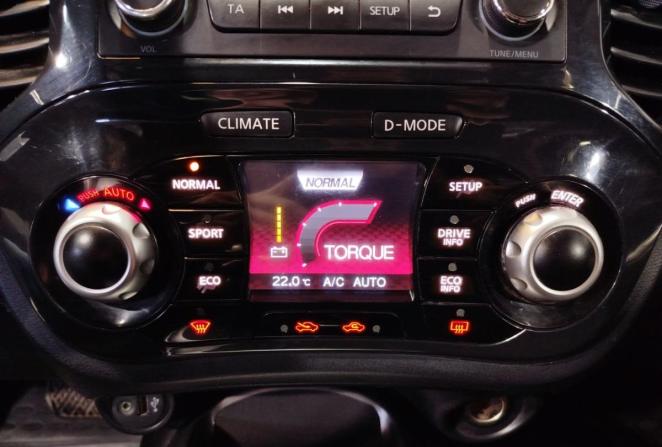 Nissan Juke I с пробегом 2012 года, цена 1 020 000 рублей, 134404 км, внедорожник, Автокод Объявления