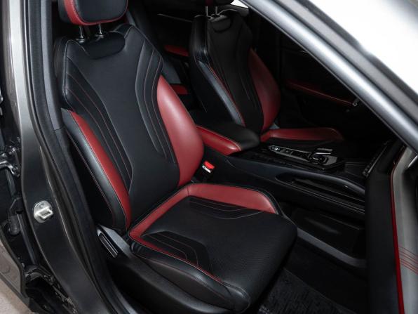 Geely Coolray I Рестайлинг с пробегом 2024 года, цена 2 201 000 рублей, 31000 км, внедорожник, Автокод Объявления