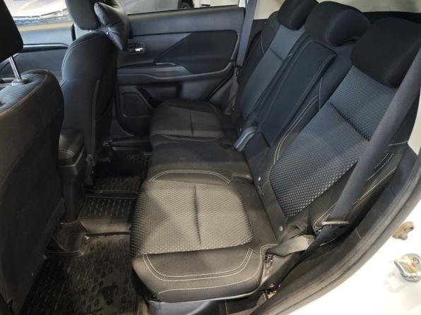 Mitsubishi Outlander III Рестайлинг 3 с пробегом 2021 года, цена 2 295 000 рублей, 136000 км, внедорожник, Автокод Объявления