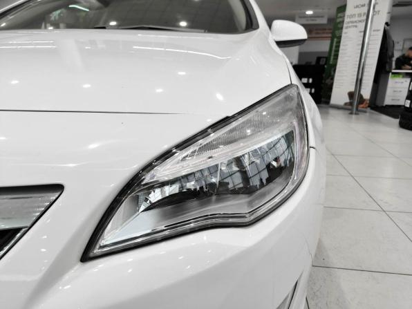 Opel Astra J с пробегом 2011 года, цена 499 000 рублей, 213293 км, хэтчбек, Автокод Объявления