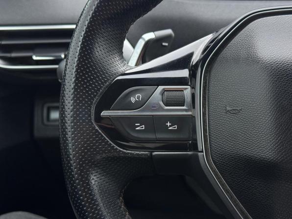 Peugeot 3008 II с пробегом 2018 года, цена 2 299 000 рублей, 73668 км, внедорожник, Автокод Объявления