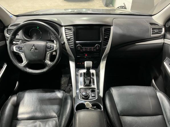 Mitsubishi Pajero Sport III с пробегом 2017 года, цена 2 480 000 рублей, 185145 км, внедорожник, Автокод Объявления