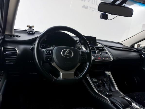 Lexus NX I с пробегом 2015 года, цена 2 300 000 рублей, 219967 км, внедорожник, Автокод Объявления