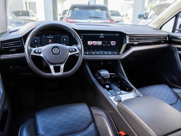 Volkswagen Touareg III с пробегом 2020 года, цена 4 350 000 рублей, 151548 км, внедорожник, Автокод Объявления