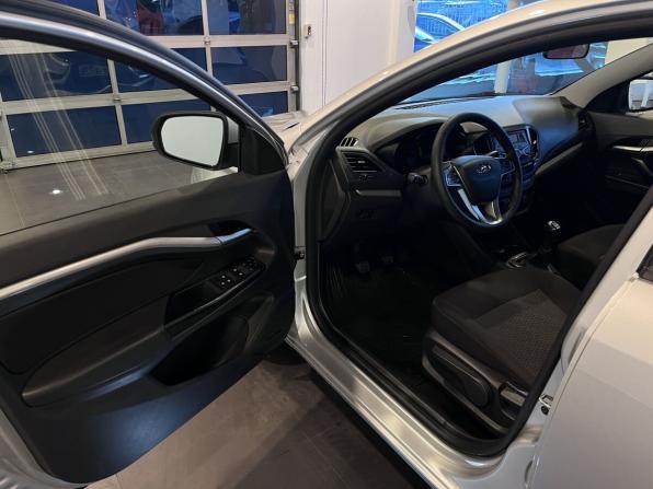 Lada (ВАЗ) Vesta I с пробегом 2021 года, цена 1 065 000 рублей, 145762 км, седан, Автокод Объявления