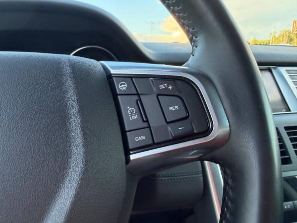 Land Rover Discovery Sport I с пробегом 2017 года, цена 1 995 000 рублей, 159241 км, внедорожник, Автокод Объявления