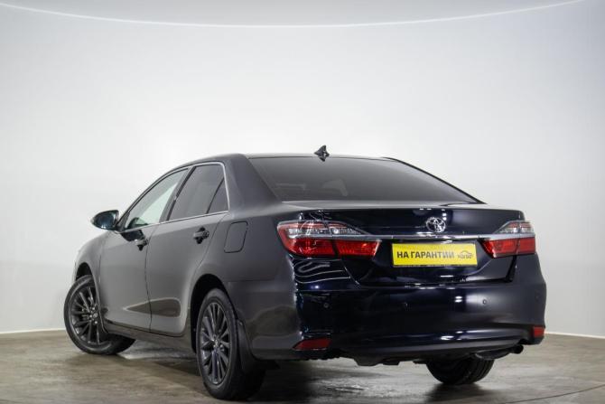 Toyota Camry VII (XV50) Рестайлинг 2 с пробегом 2018 года, цена 1 449 000 рублей, 299144 км, седан, Автокод Объявления