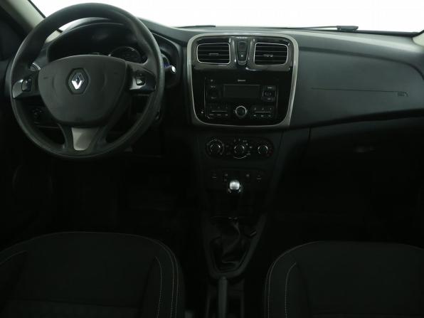 Renault Logan II с пробегом 2017 года, цена 779 000 рублей, 125000 км, седан, Автокод Объявления