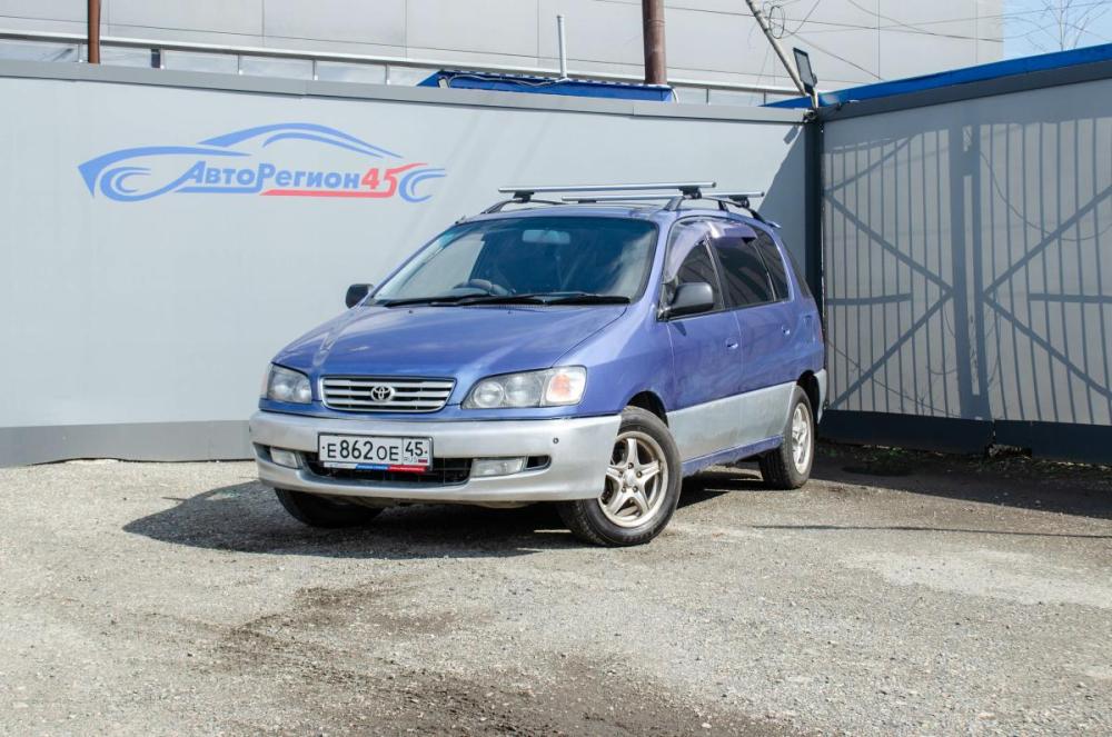 Toyota Ipsum I (M10) Курган  - изображение 1