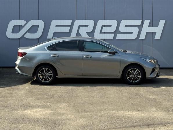 Kia Cerato IV Рестайлинг с пробегом 2021 года, цена 2 169 000 рублей, 123604 км, седан, Автокод Объявления