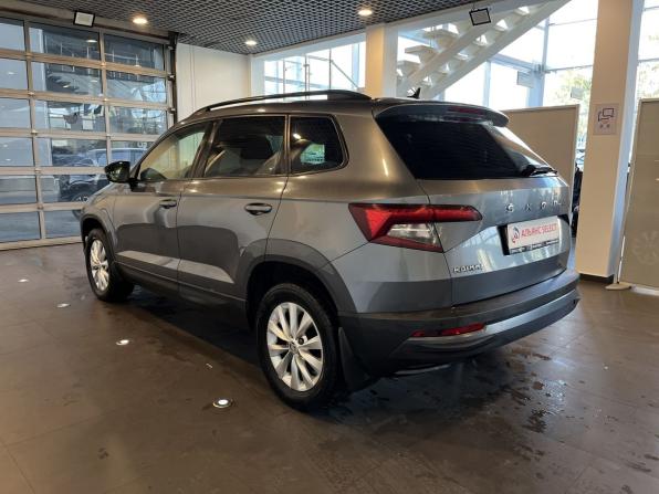 Skoda Karoq I с пробегом 2021 года, цена 2 424 000 рублей, 103460 км, внедорожник, Автокод Объявления