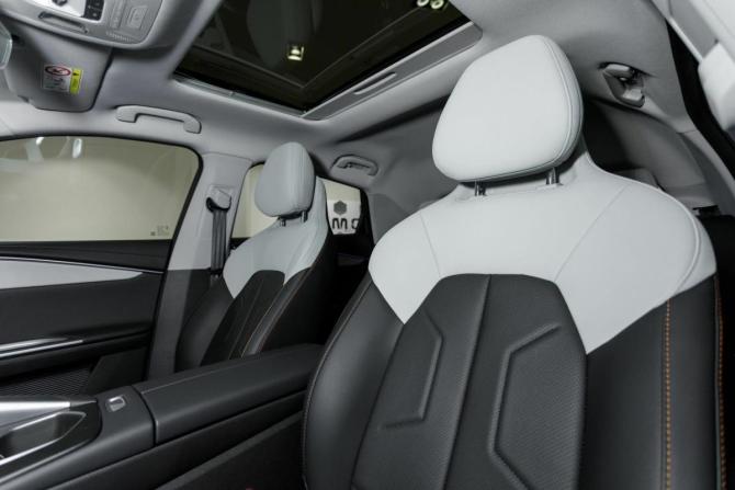 Новый Omoda C5 II 2026 года, цена 2 929 000 рублей, внедорожник, Автокод Объявления