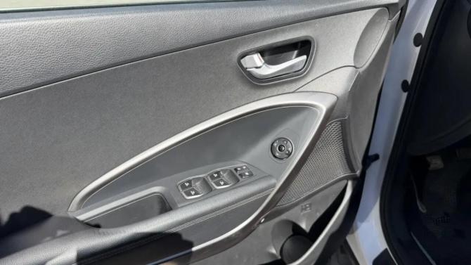 Hyundai Santa Fe III Рестайлинг с пробегом 2015 года, цена 2 155 000 рублей, 136118 км, внедорожник, Автокод Объявления