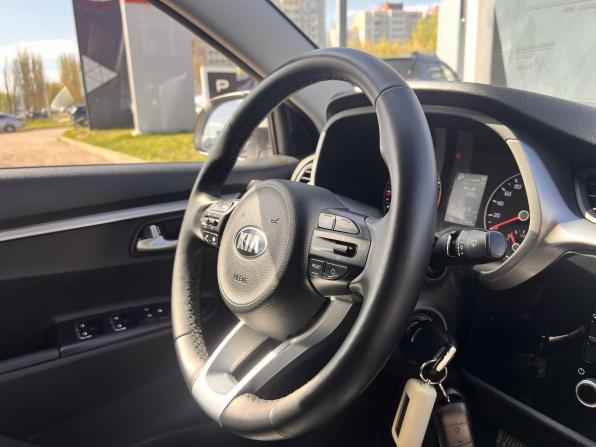 Kia Rio IV Рестайлинг с пробегом 2020 года, цена 1 760 000 рублей, 31409 км, седан, Автокод Объявления