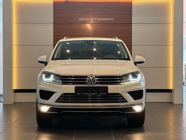 Volkswagen Touareg II Рестайлинг с пробегом 2015 года, цена 3 499 000 рублей, 188950 км, внедорожник, Автокод Объявления