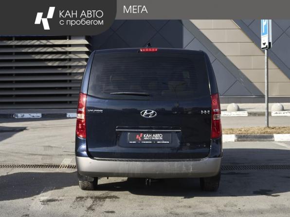 Hyundai H-1 II Рестайлинг 2 с пробегом 2019 года, цена 2 744 000 рублей, 99914 км, минивэн, Автокод Объявления